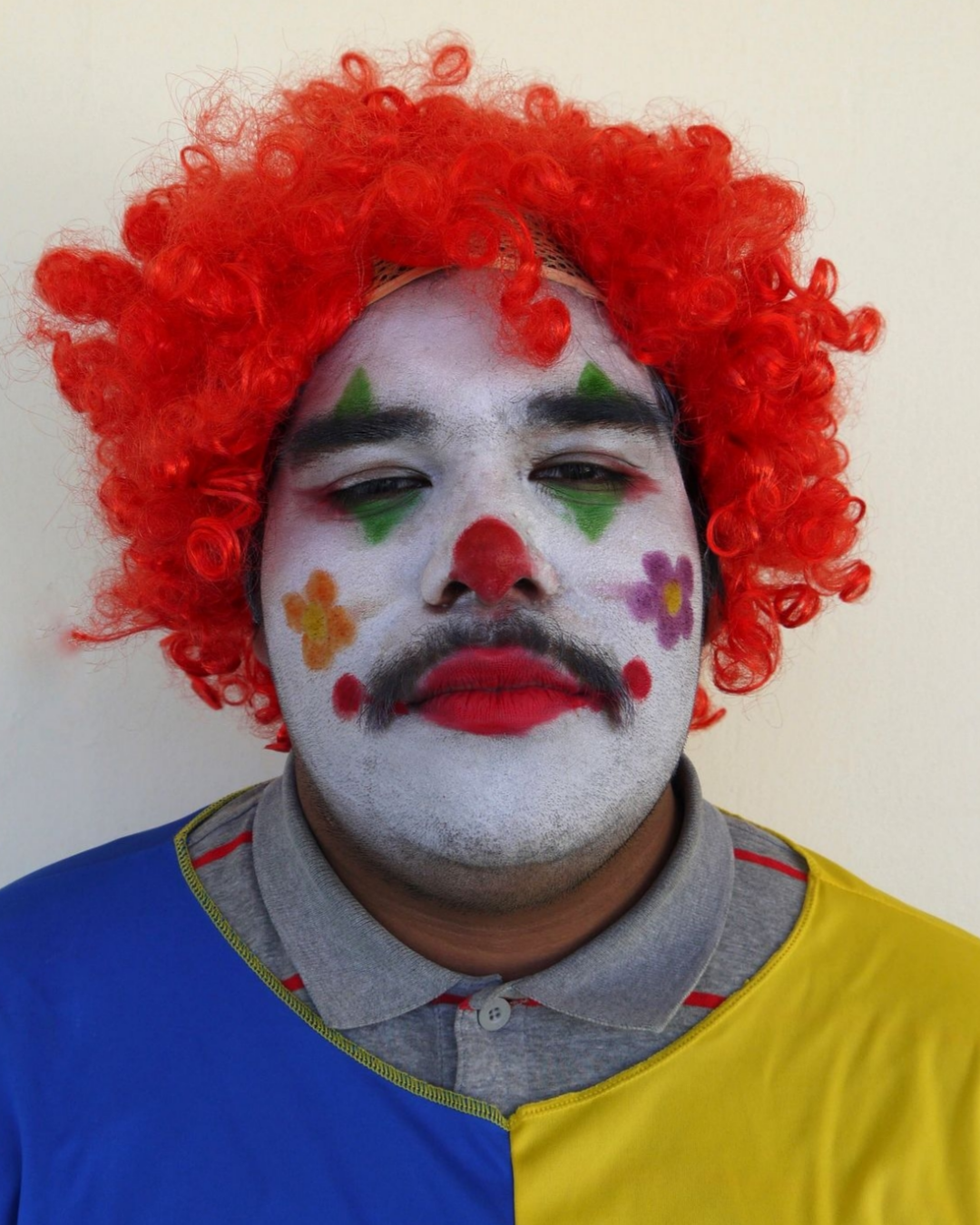 Floating circular image alternate